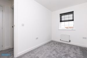 Bedroom- click for photo gallery